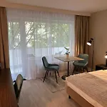 Livingroom Mathildenhoehe Apart-hotel 4*