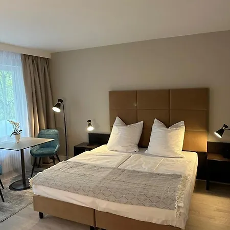 Livingroom Mathildenhoehe מלון דירות 4*